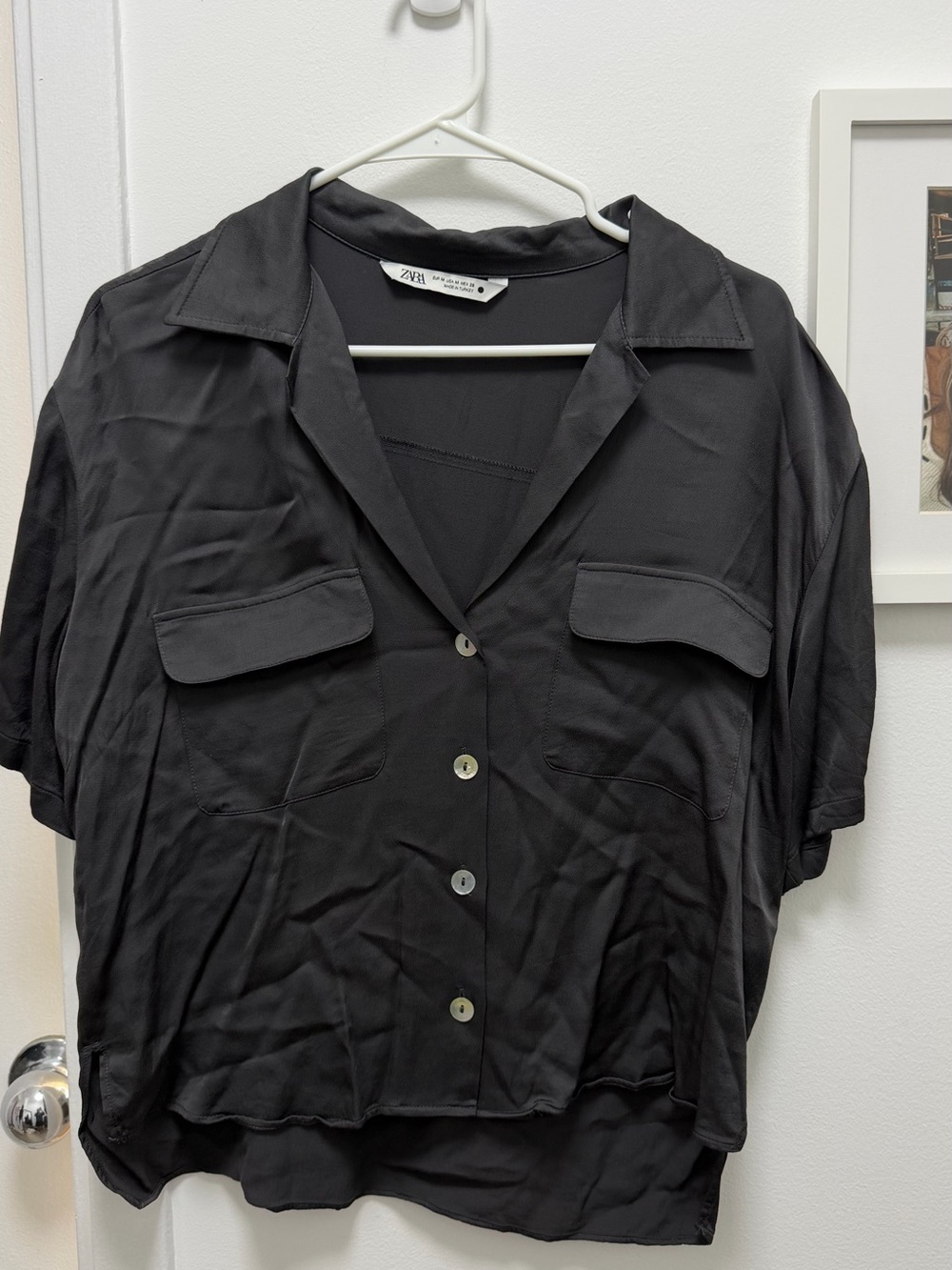 Zara Women’s Black Short-Sleeve Button-Up Shirt